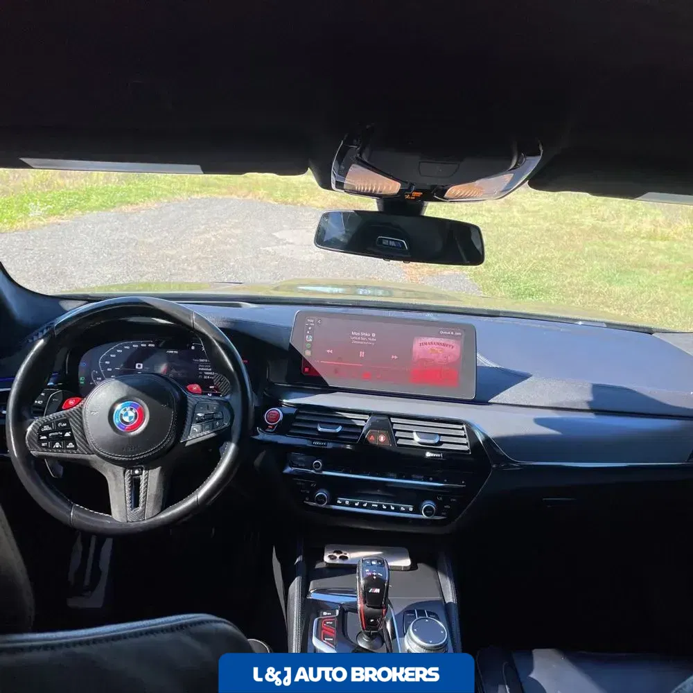 2022 BMW M5 Base