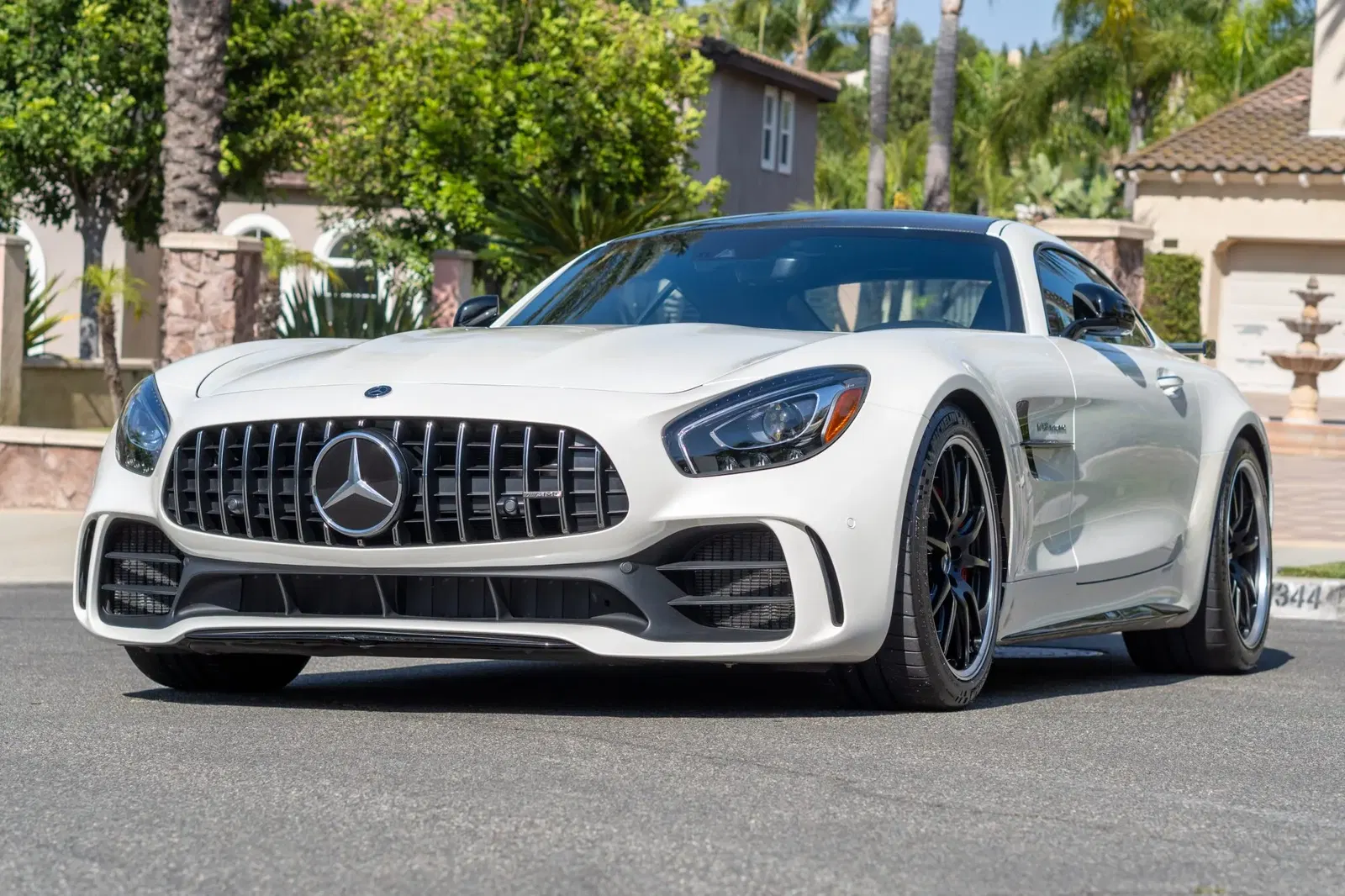 11k-Mile 2018 Mercedes-AMG GT R