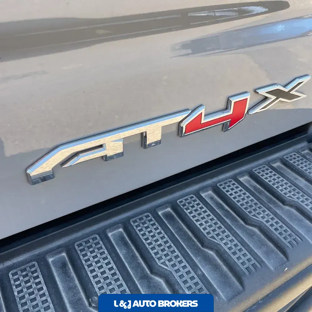 2024 GMC Sierra 1500 AT4X