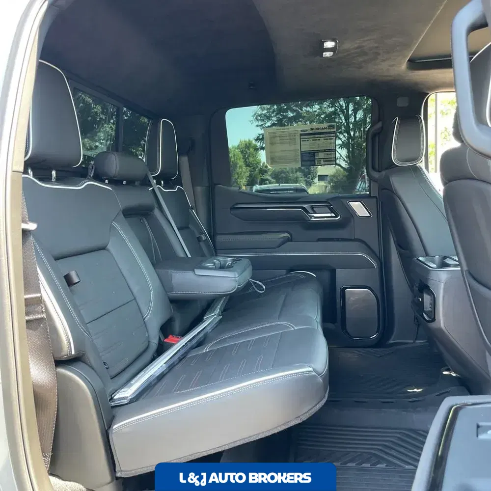 2024 GMC Sierra 1500 AT4X