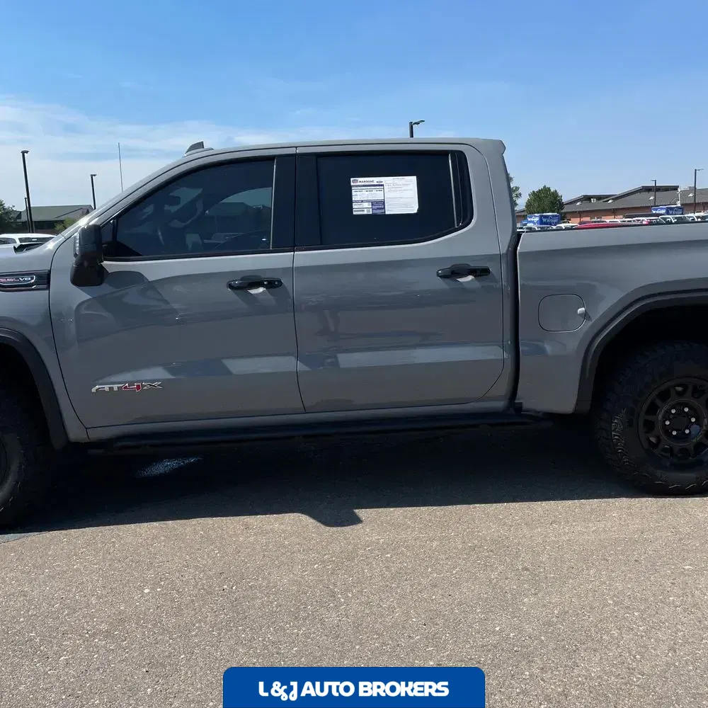 2024 GMC Sierra 1500 AT4X