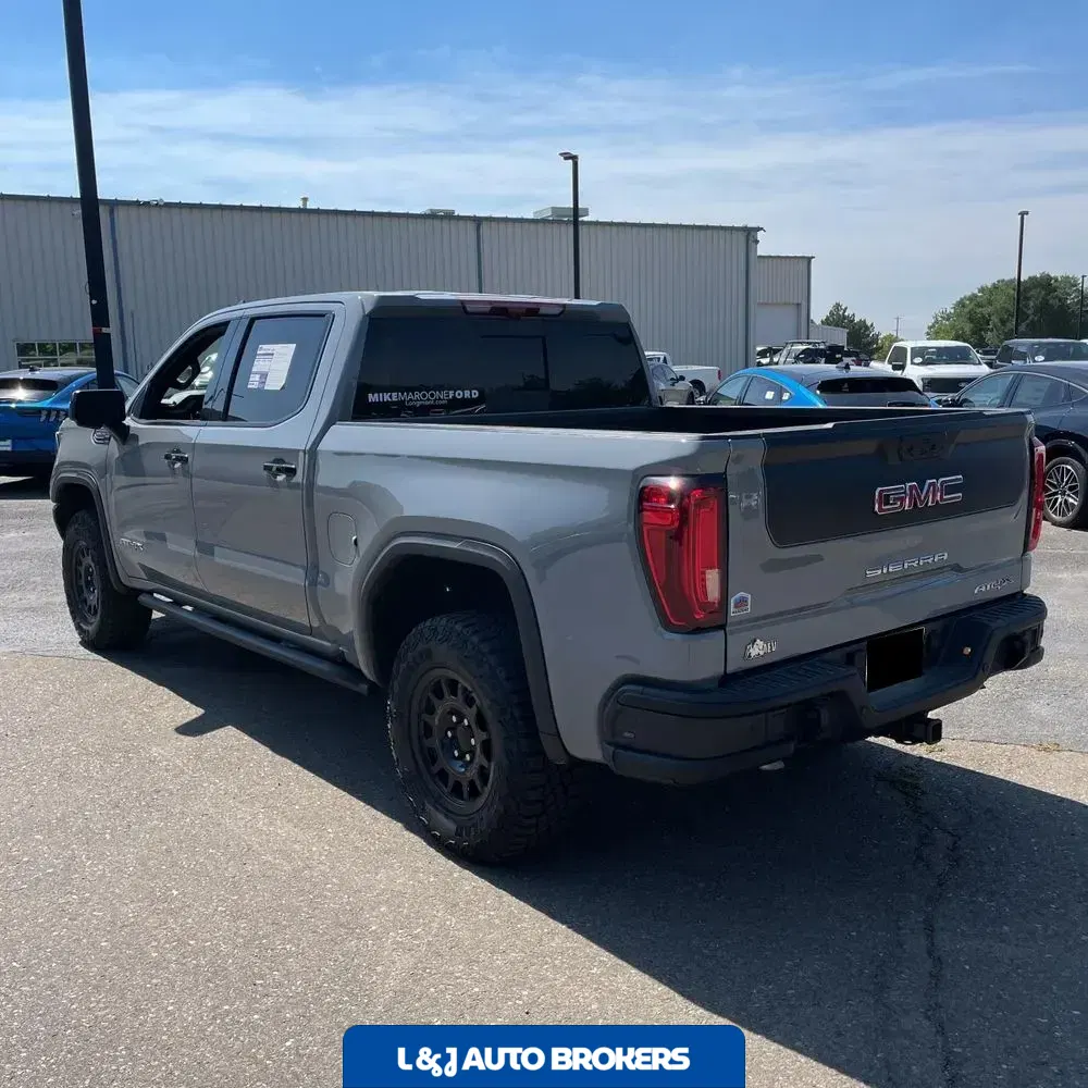 2024 GMC Sierra 1500 AT4X