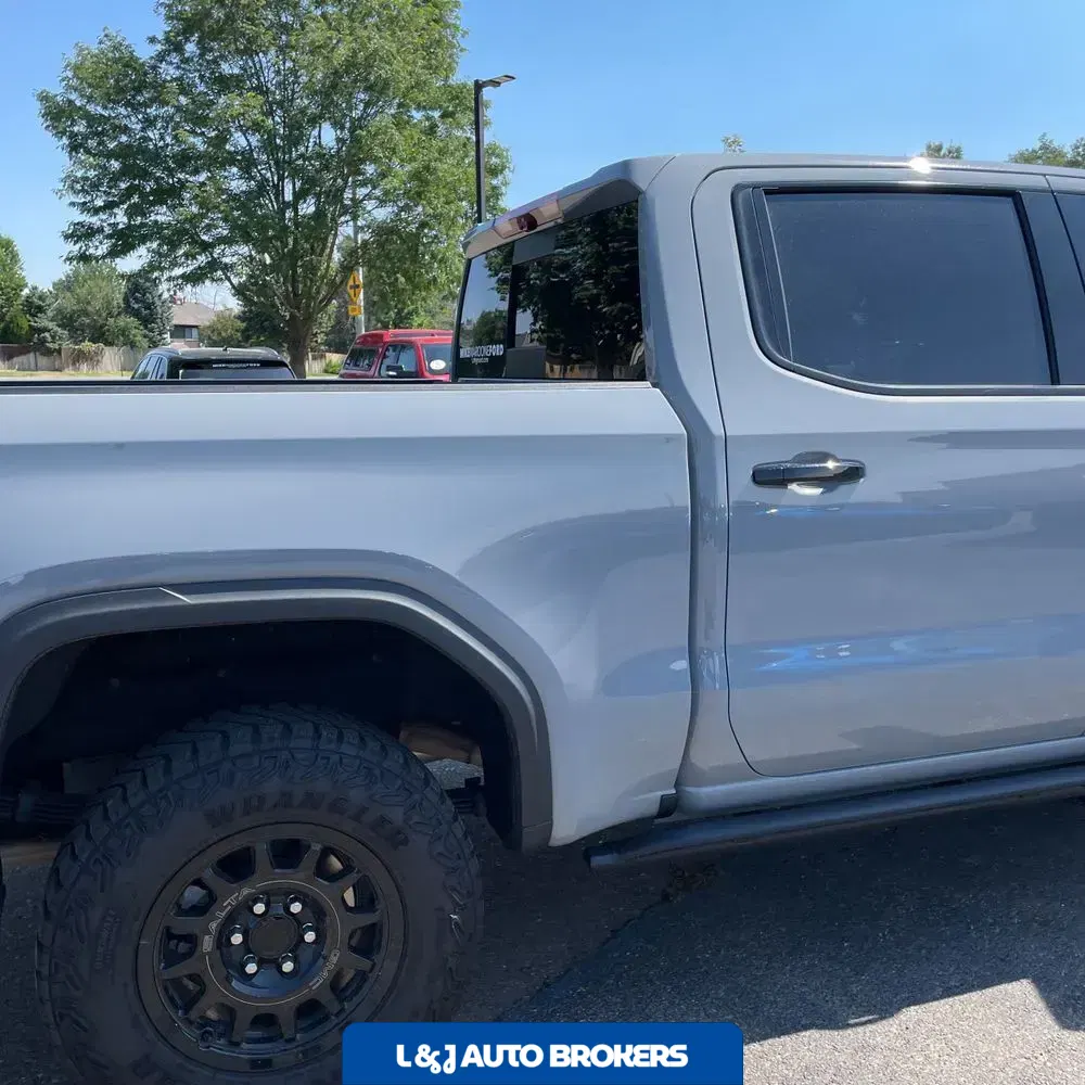 2024 GMC Sierra 1500 AT4X
