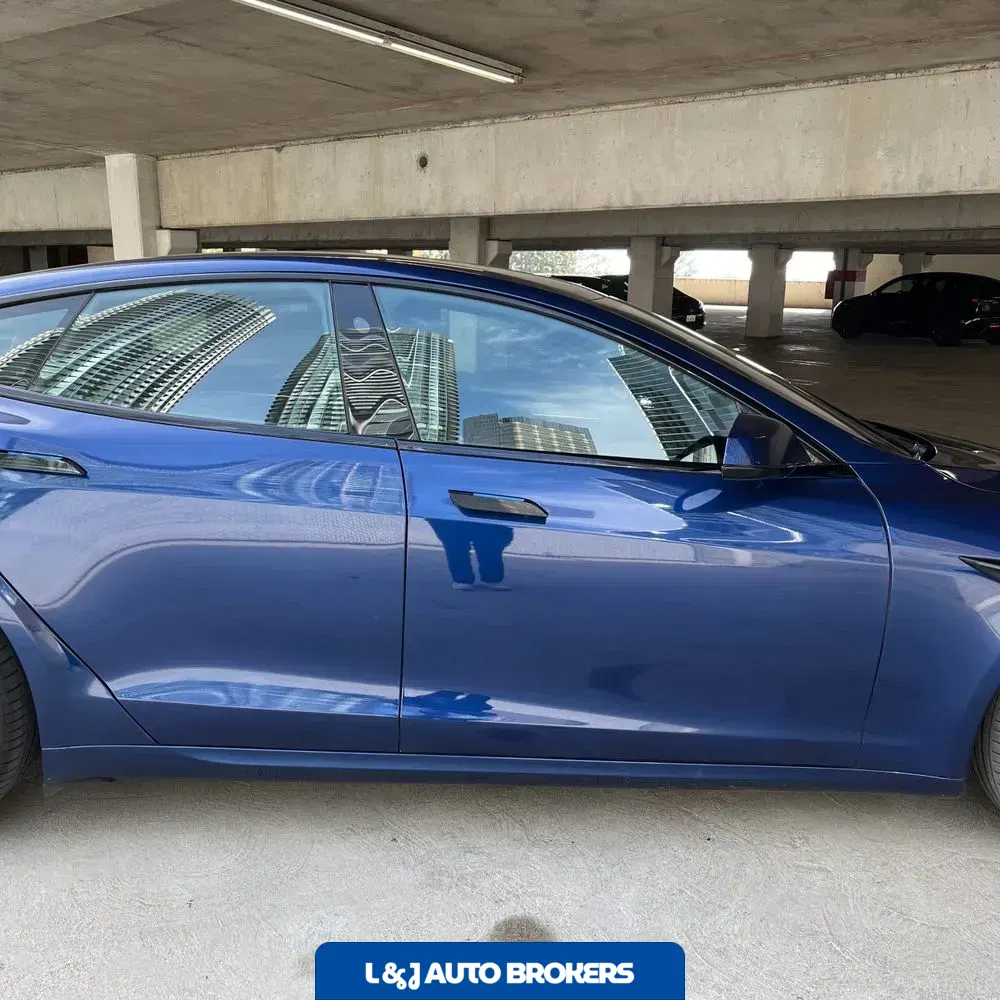 2021 Tesla Model S Plaid