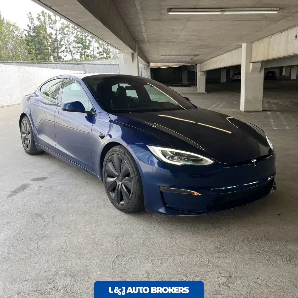 2021 Tesla Model S Plaid