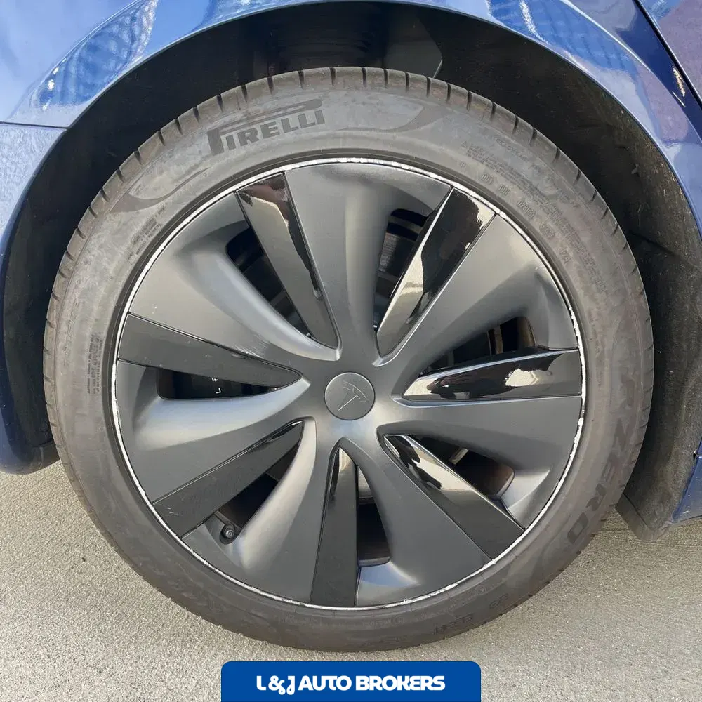 2021 Tesla Model S Plaid