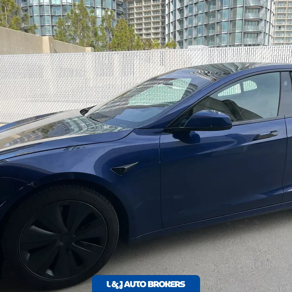 2021 Tesla Model S Plaid