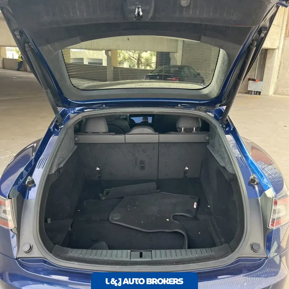 2021 Tesla Model S Plaid