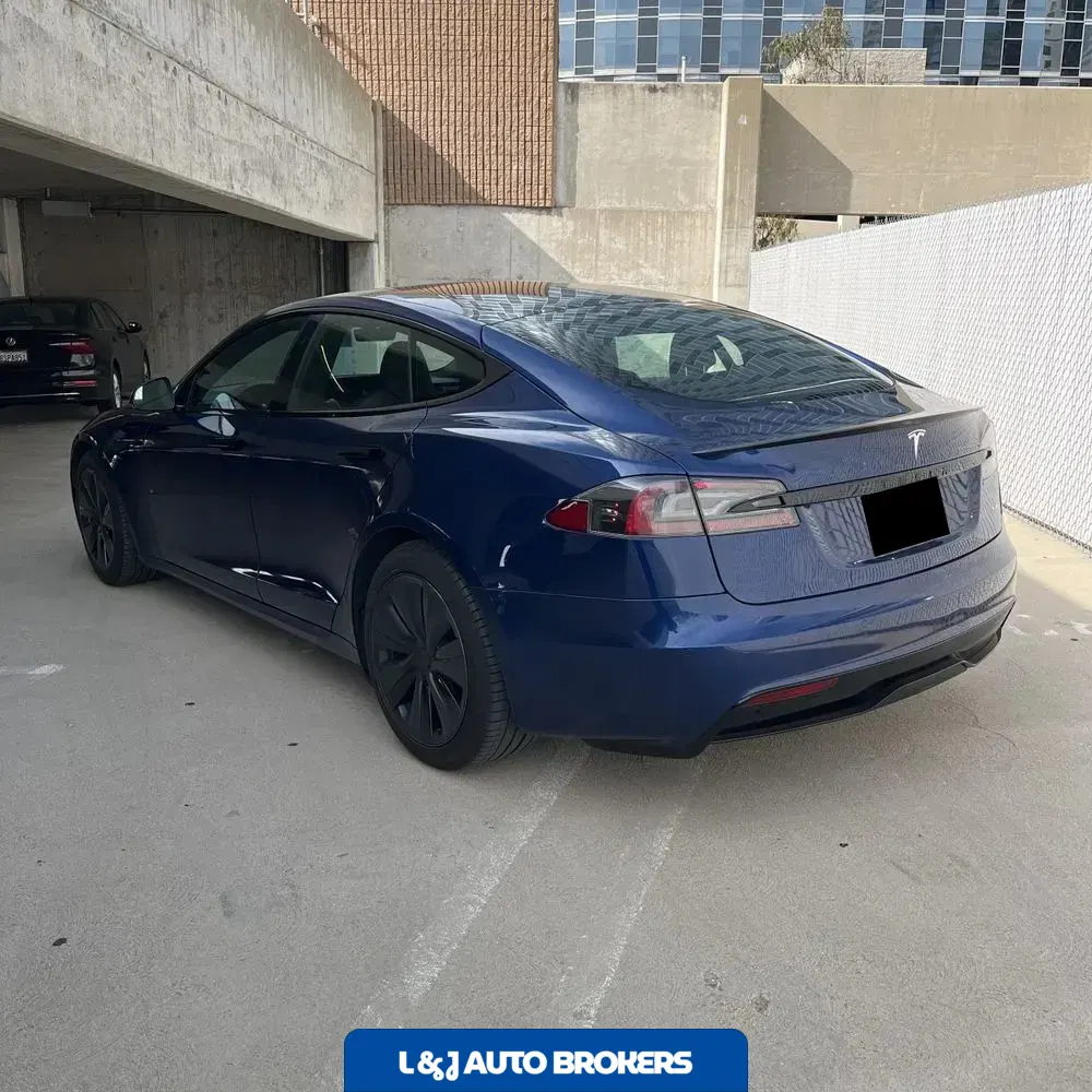 2021 Tesla Model S Plaid