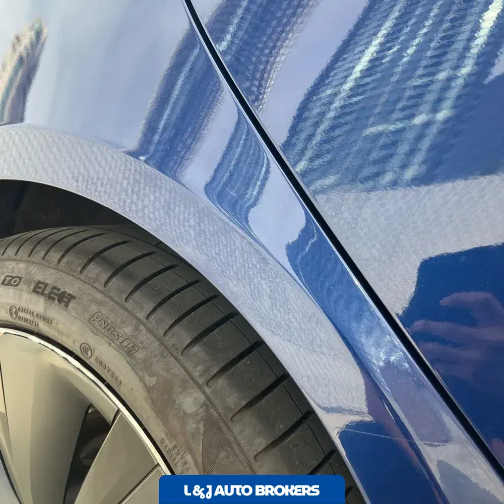 2021 Tesla Model S Plaid