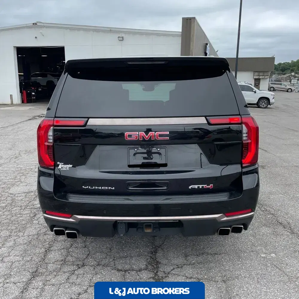 2025 GMC Yukon AT4 Ultimate