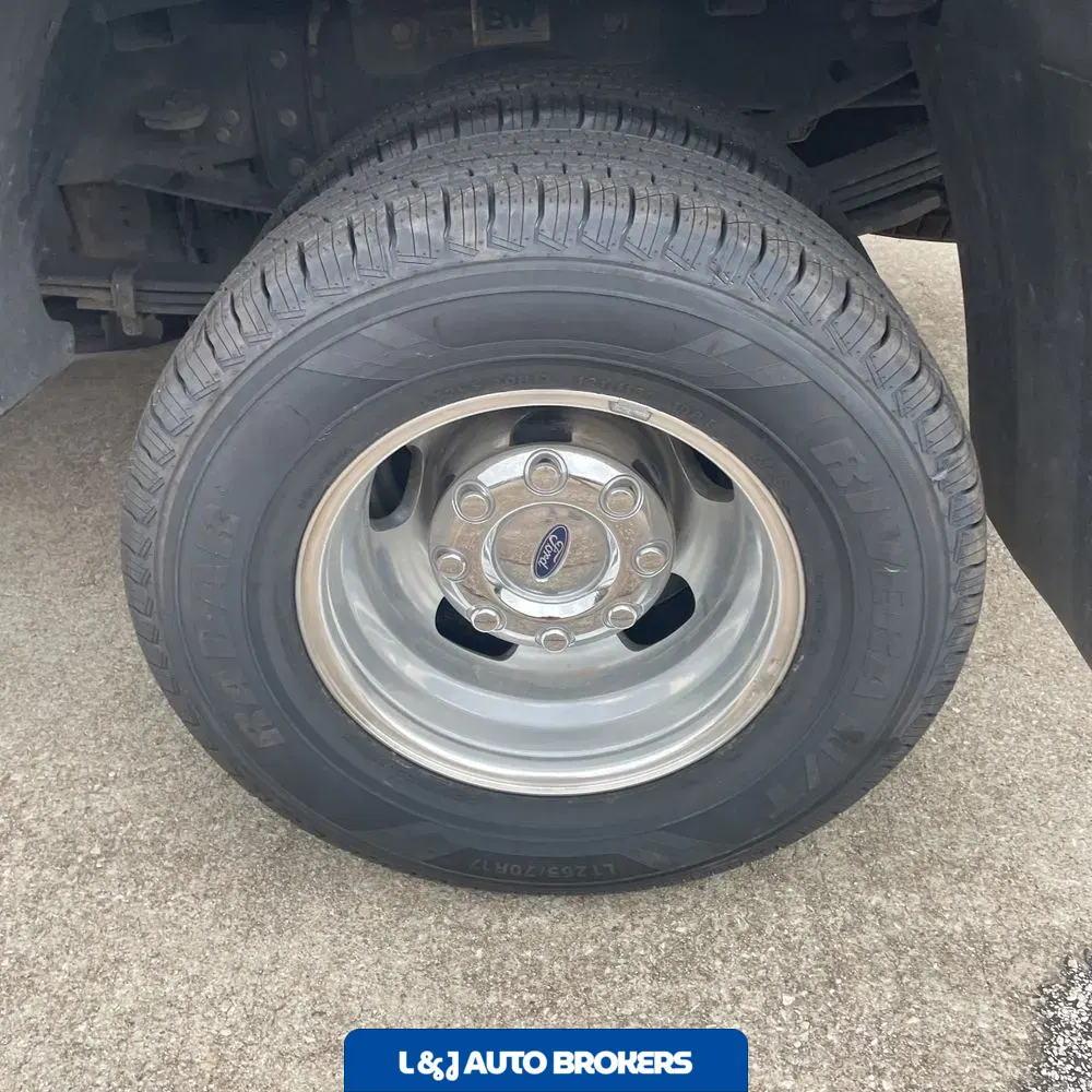2023 Ford F-350 Super Duty Platinum