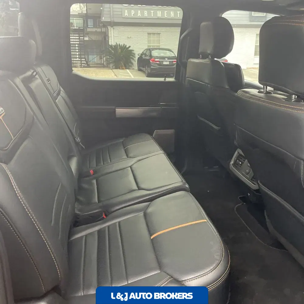 2023 Ford F-350 Super Duty Platinum