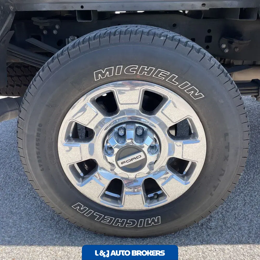 2024 Ford F-350 Super Duty Lariat