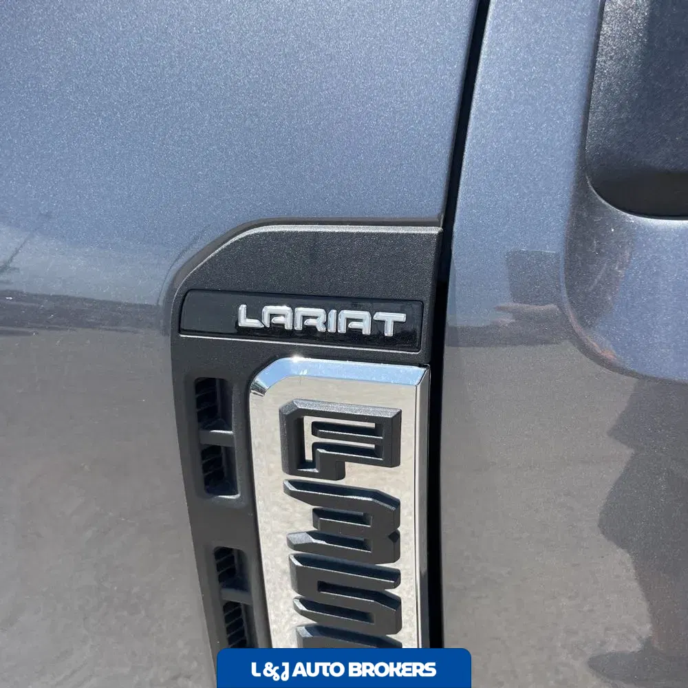 2024 Ford F-350 Super Duty Lariat