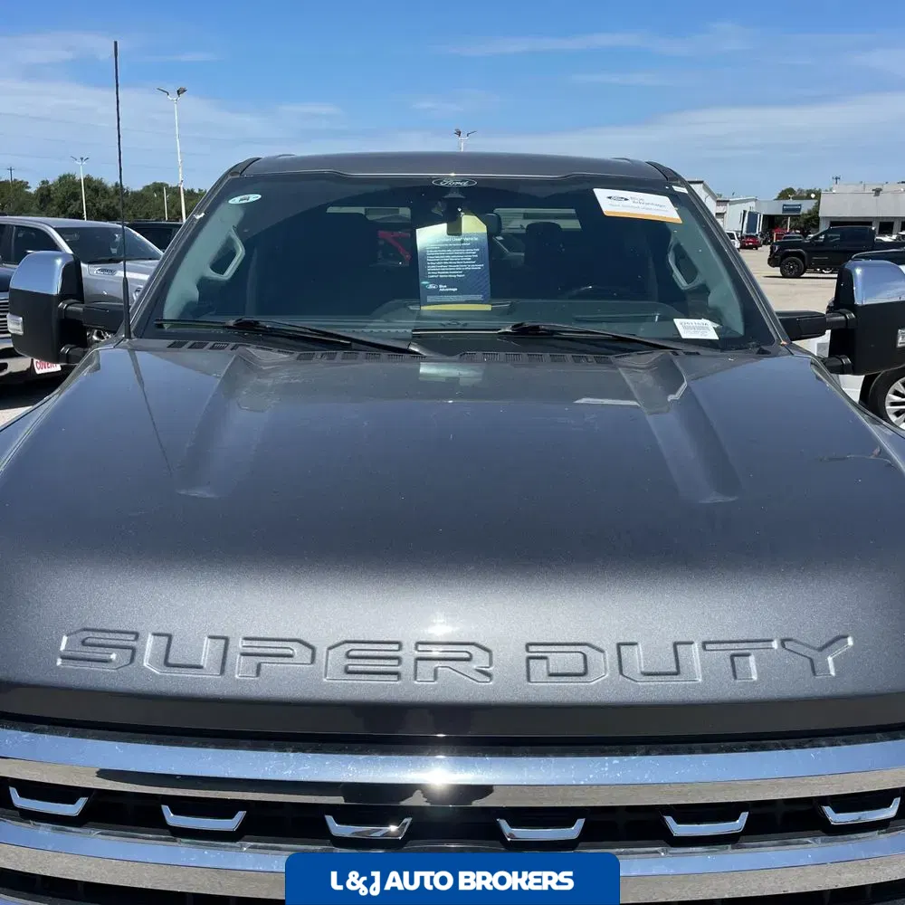 2024 Ford F-350 Super Duty Lariat