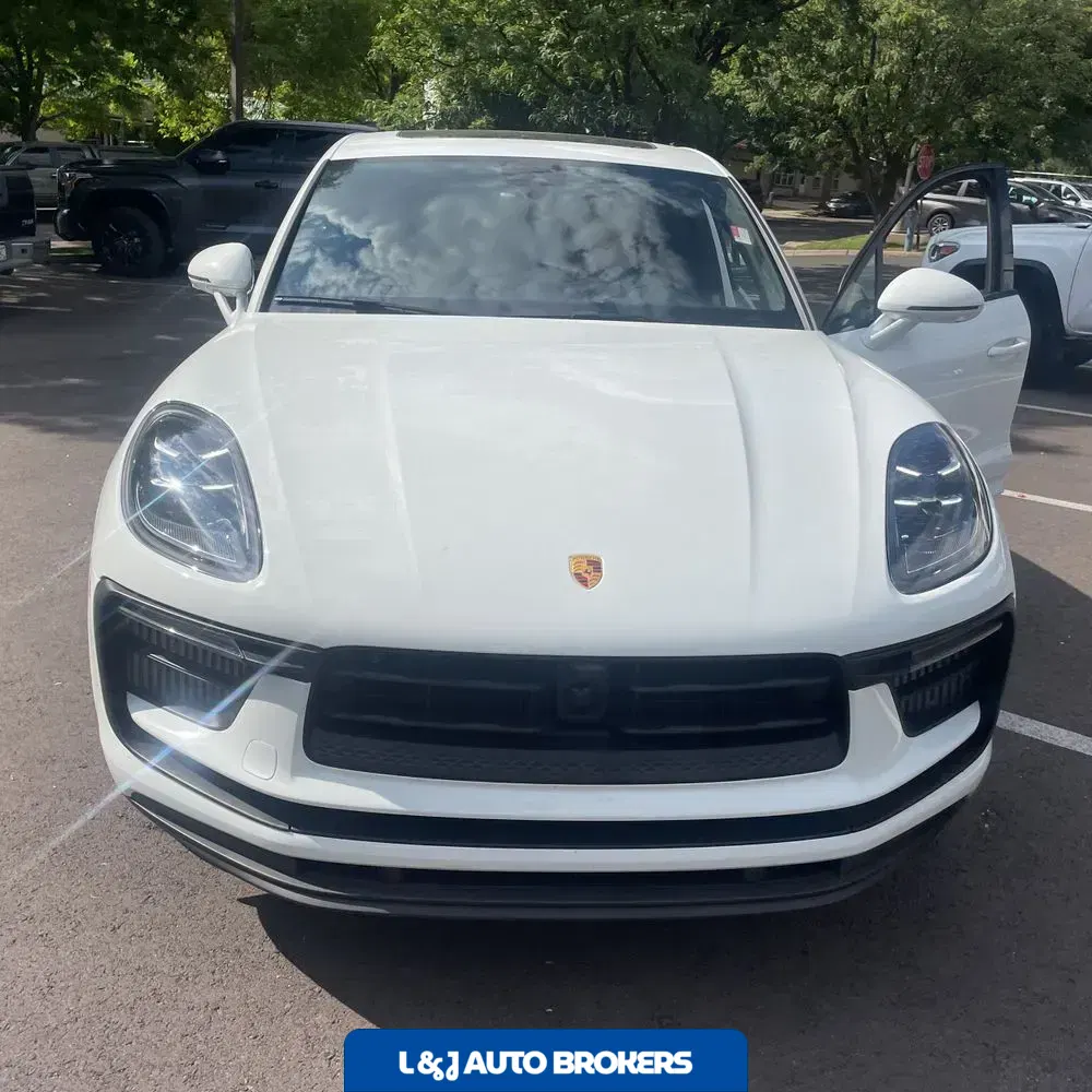 2023 Porsche Macan S