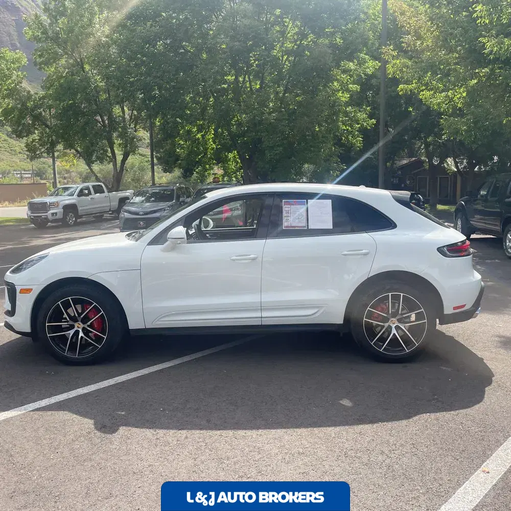 2023 Porsche Macan S