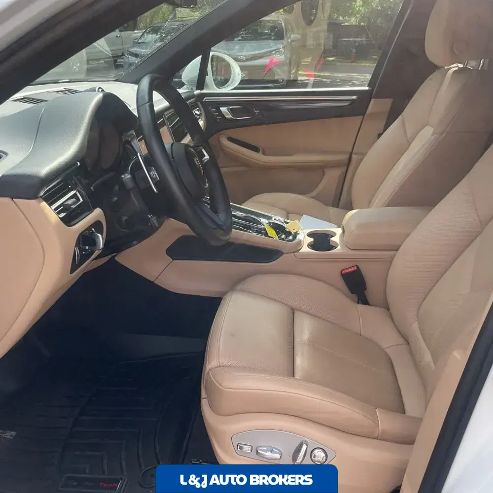 2023 Porsche Macan S