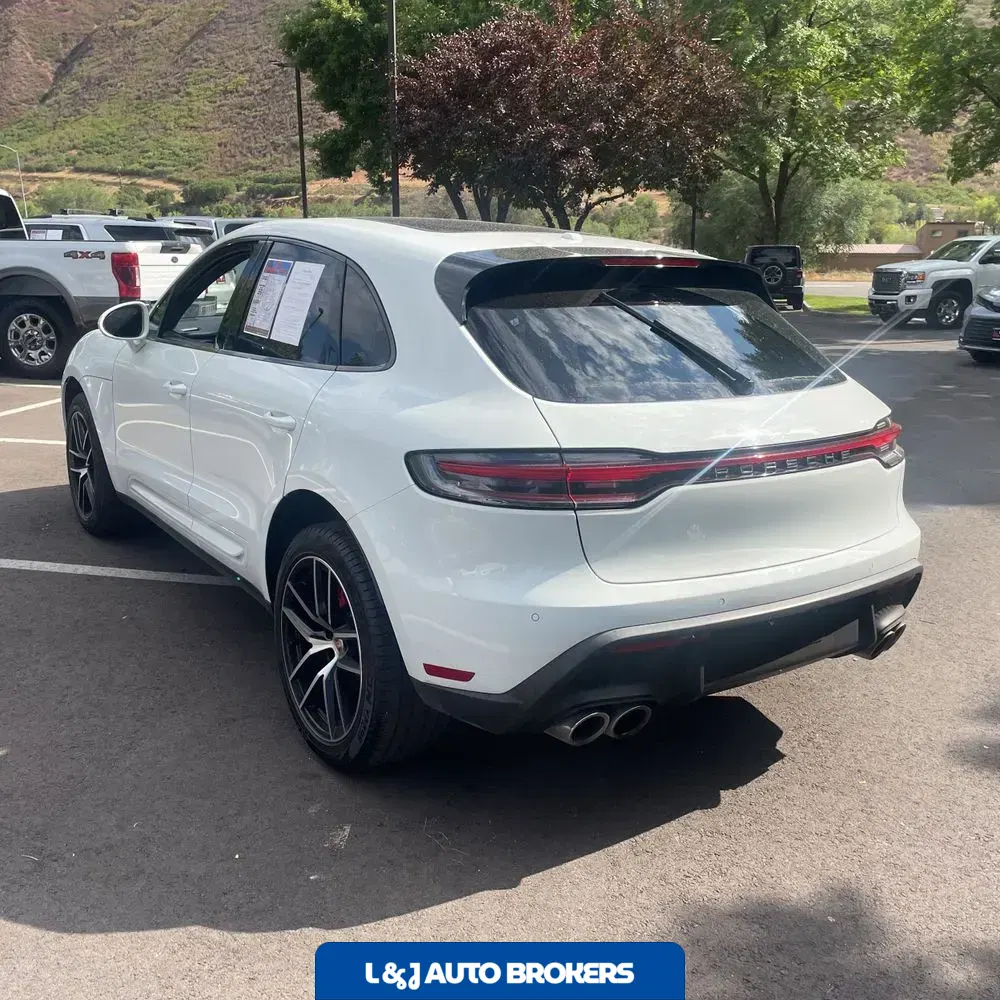 2023 Porsche Macan S