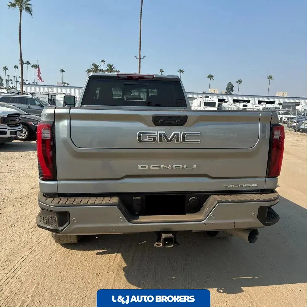 2024 GMC Sierra 2500HD Denali Ultimate