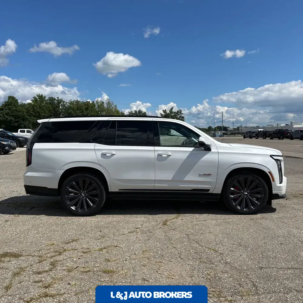2025 Cadillac Escalade V-Sport