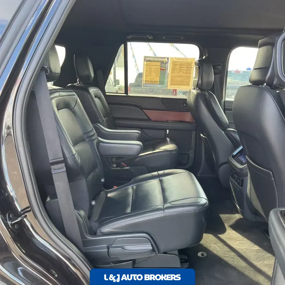 2024 Lincoln Navigator Premiere
