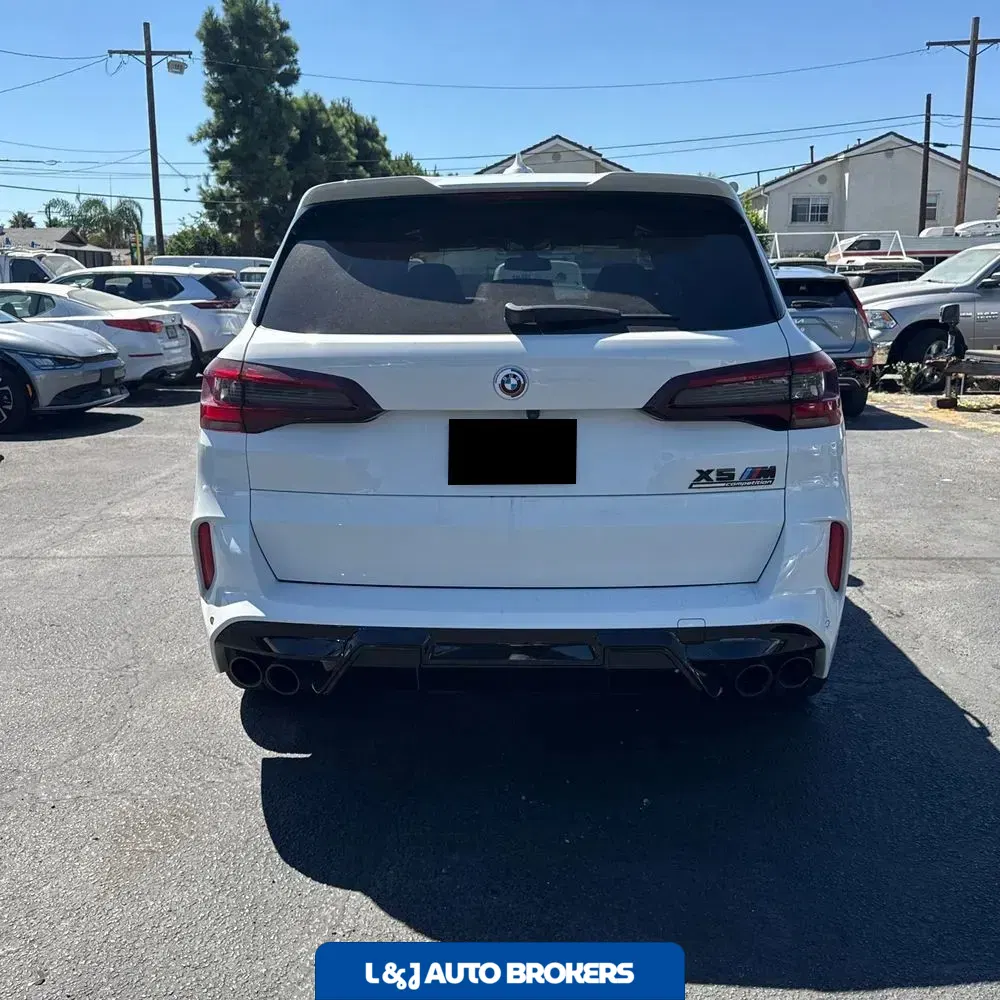 2023 BMW X5 M
