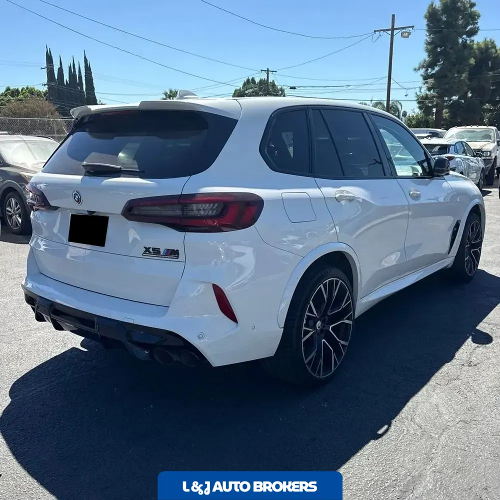 2023 BMW X5 M