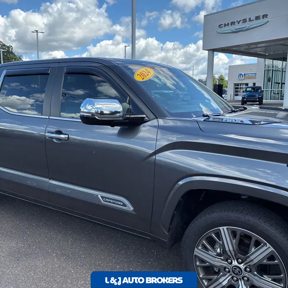 2024 Toyota Tundra Capstone HV