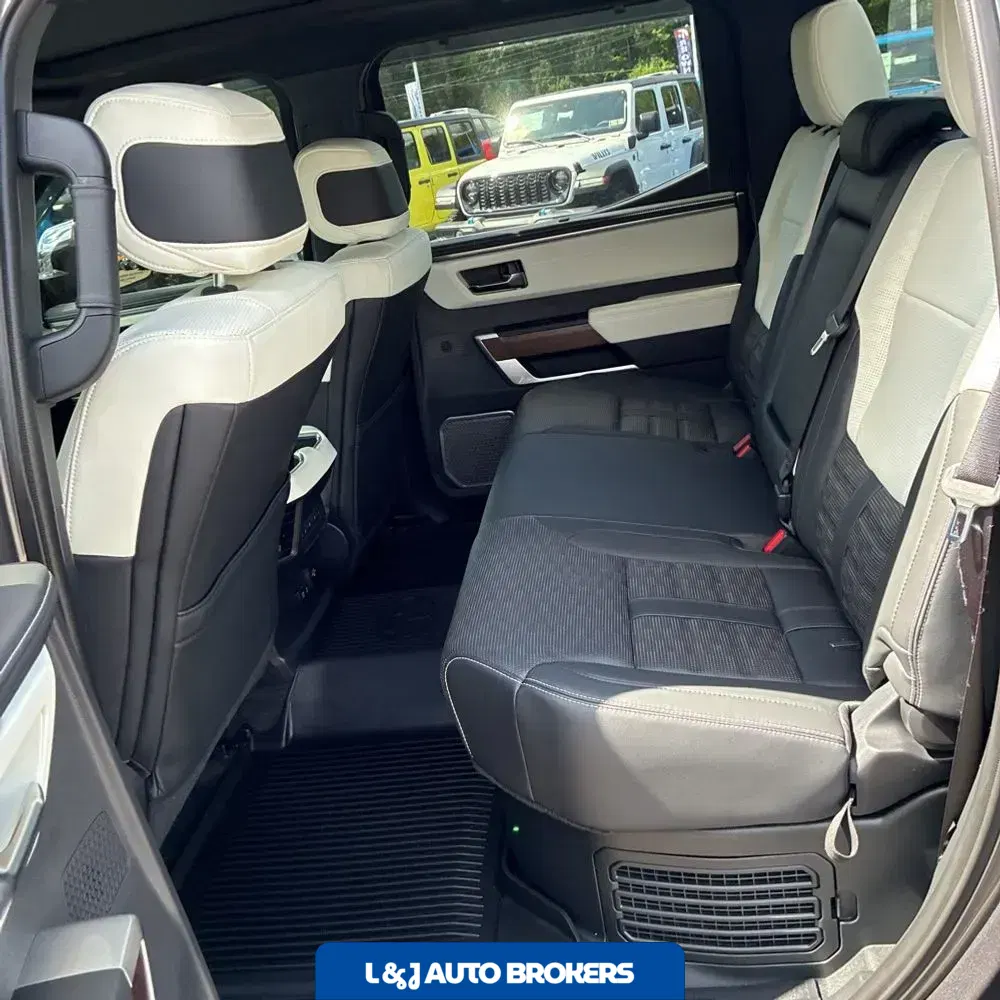 2024 Toyota Tundra Capstone HV