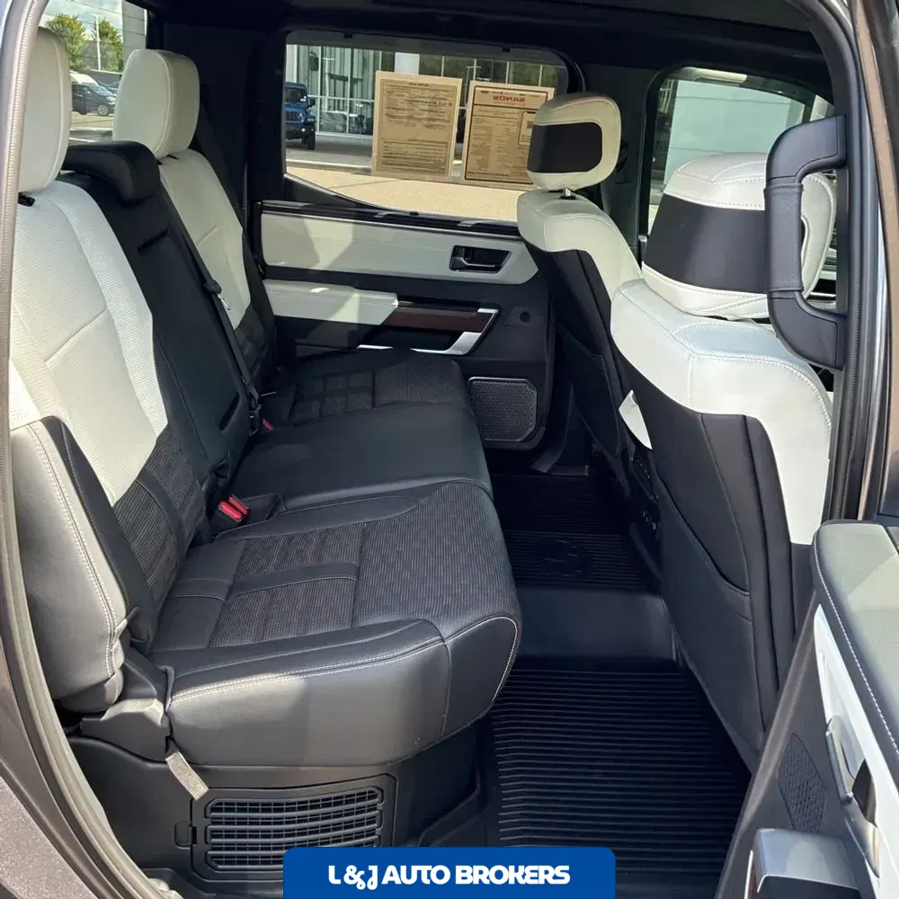 2024 Toyota Tundra Capstone HV