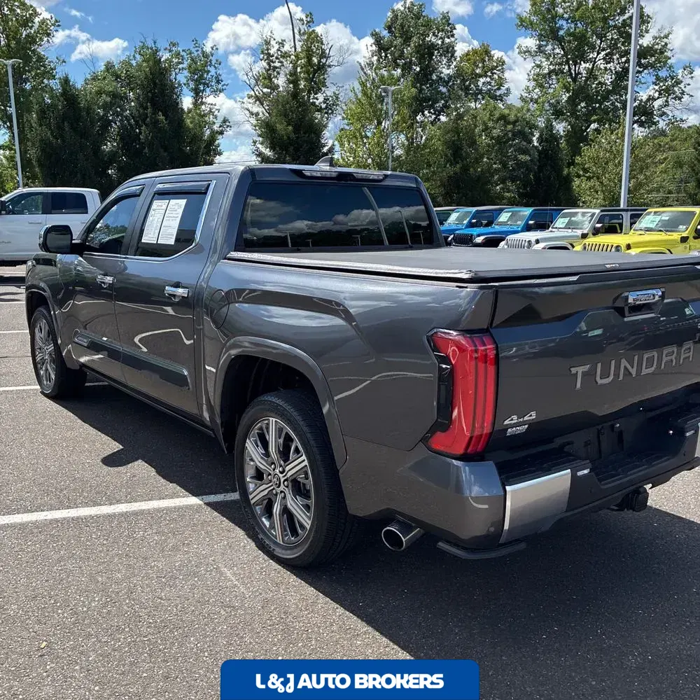 2024 Toyota Tundra Capstone HV