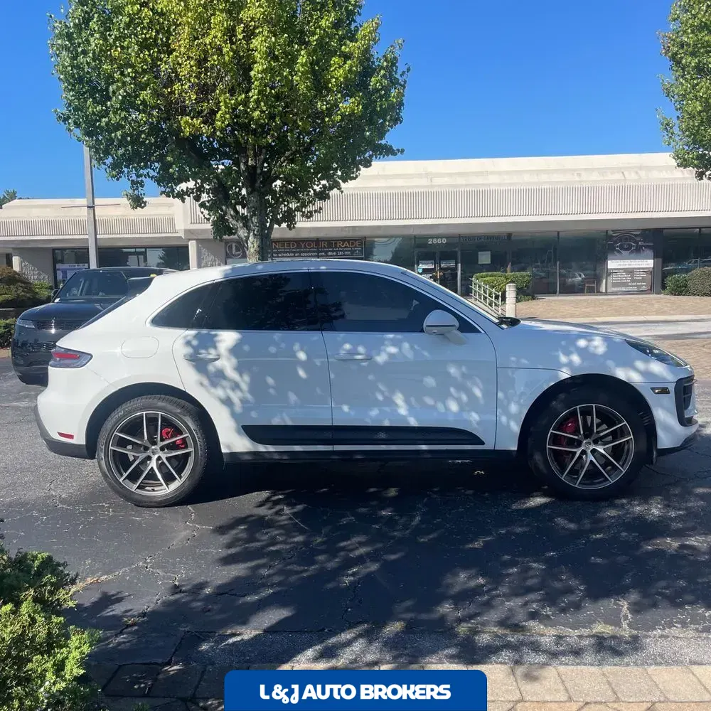 2022 Porsche Macan S