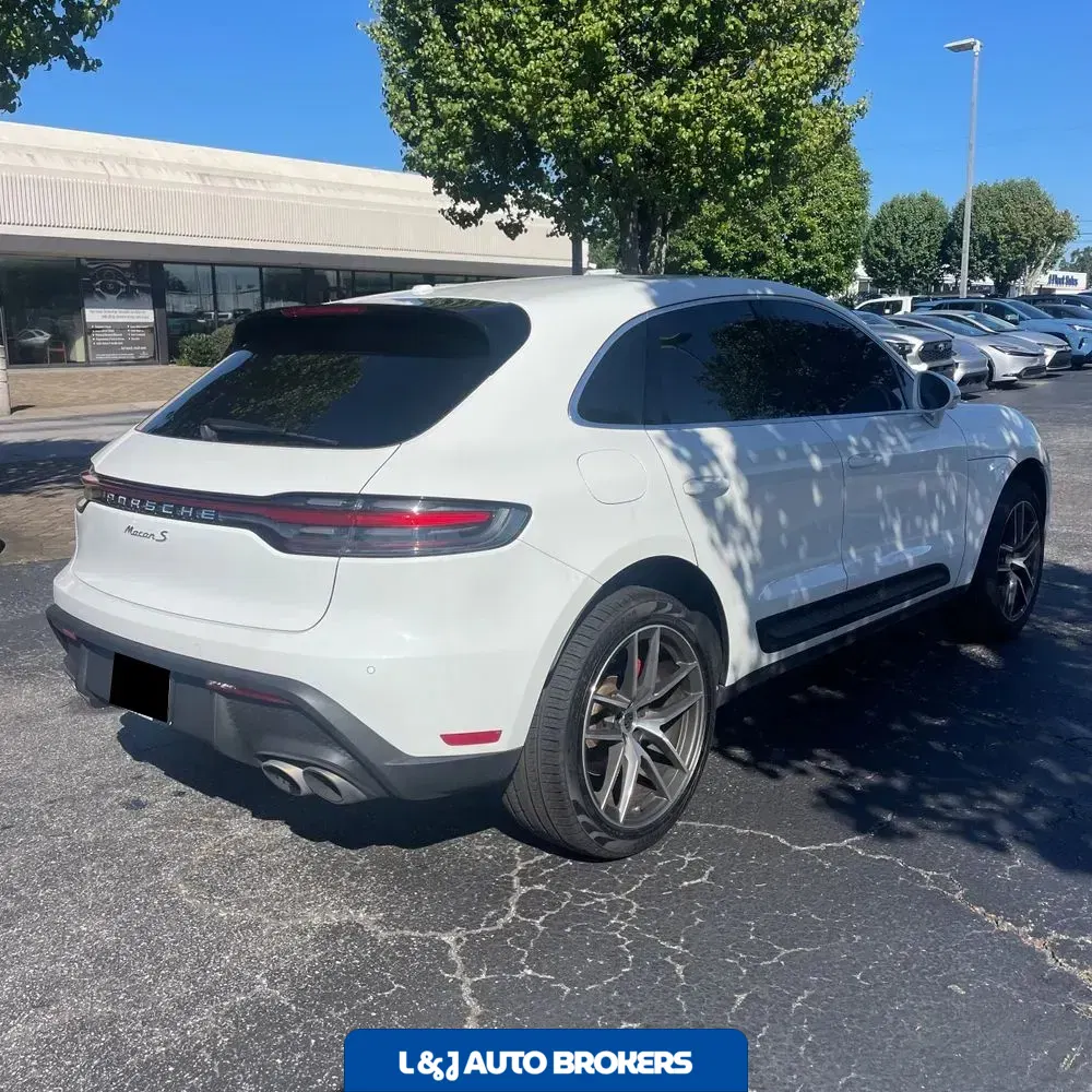 2022 Porsche Macan S