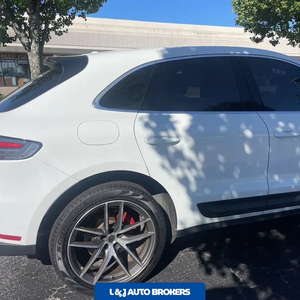 2022 Porsche Macan S