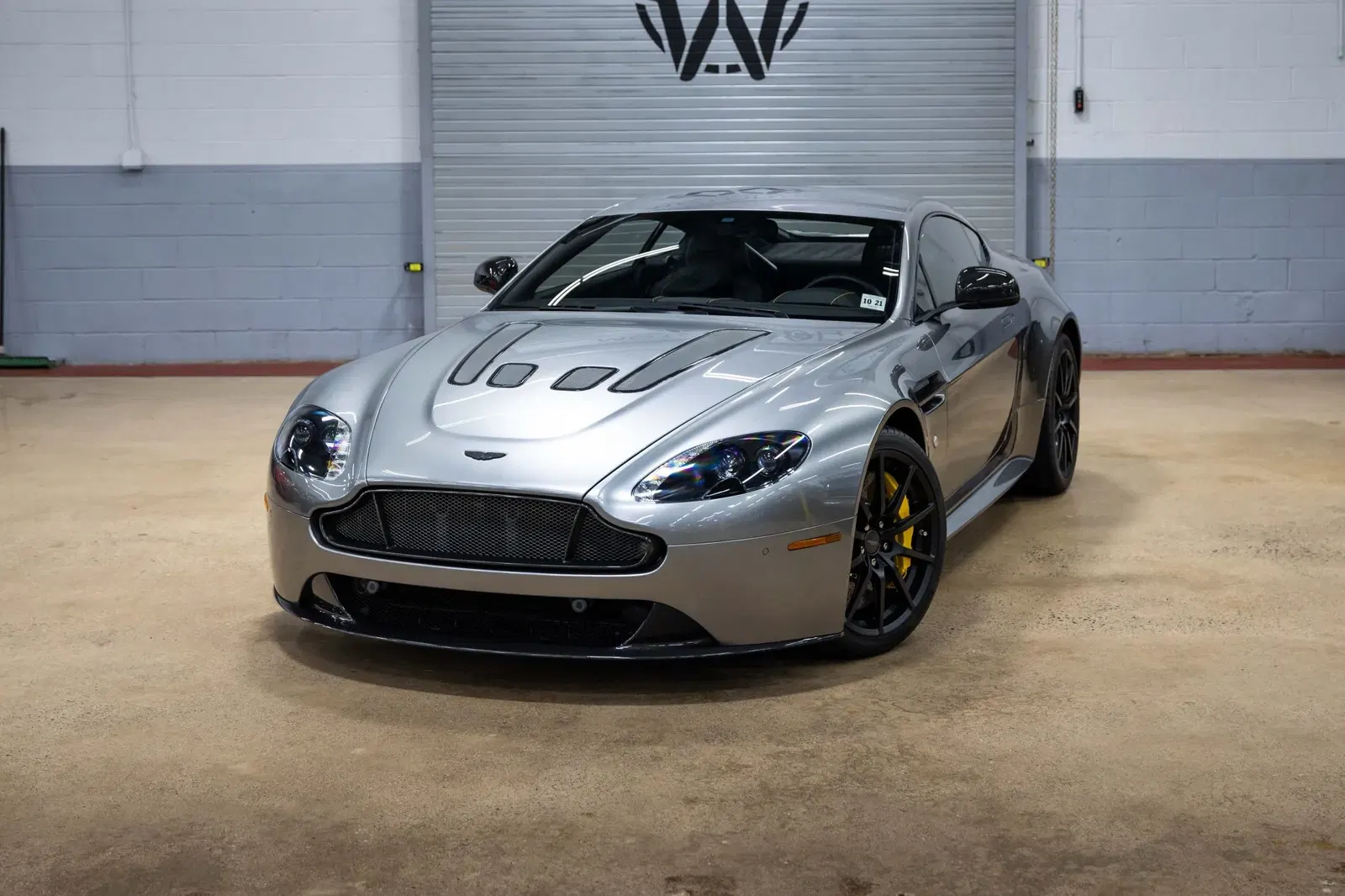 851-Mile 2017 Aston Martin V12 Vantage S 7-Speed