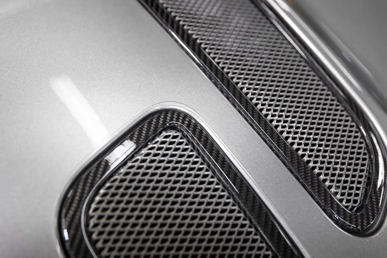 851-Mile 2017 Aston Martin V12 Vantage S 7-Speed