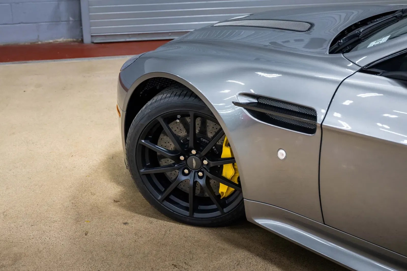 851-Mile 2017 Aston Martin V12 Vantage S 7-Speed