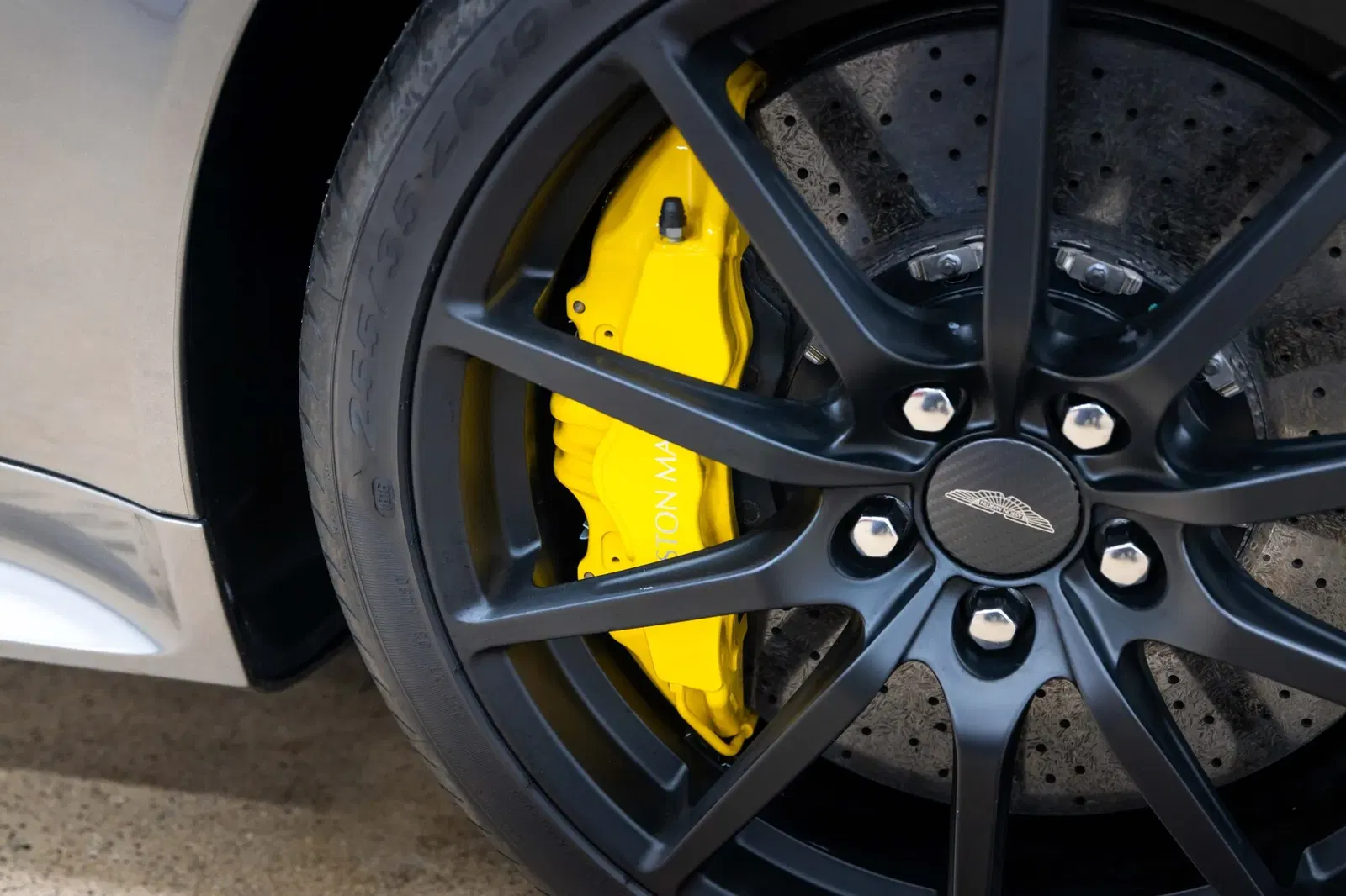 851-Mile 2017 Aston Martin V12 Vantage S 7-Speed
