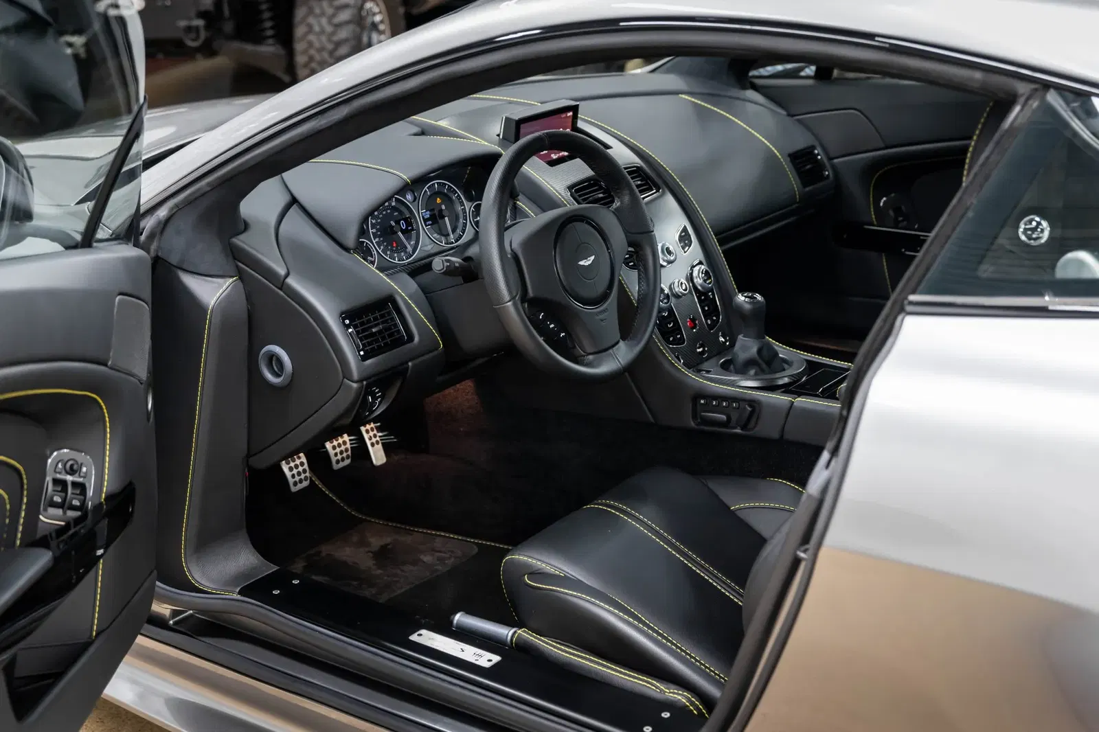 851-Mile 2017 Aston Martin V12 Vantage S 7-Speed