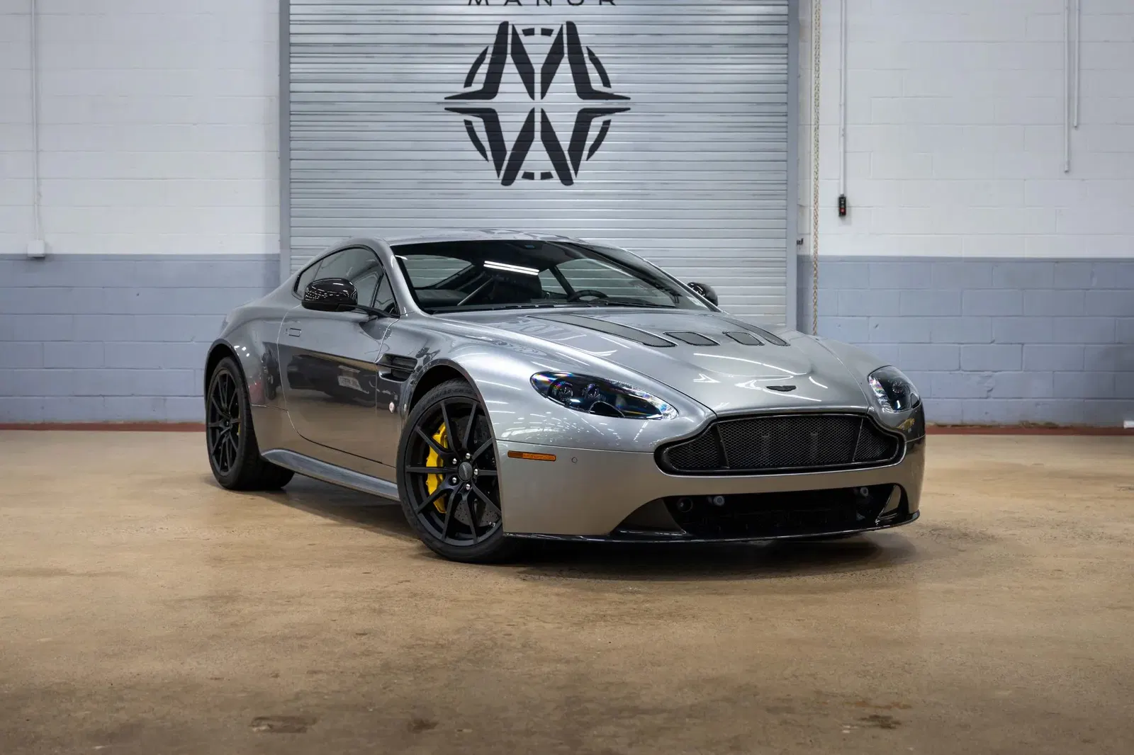 851-Mile 2017 Aston Martin V12 Vantage S 7-Speed