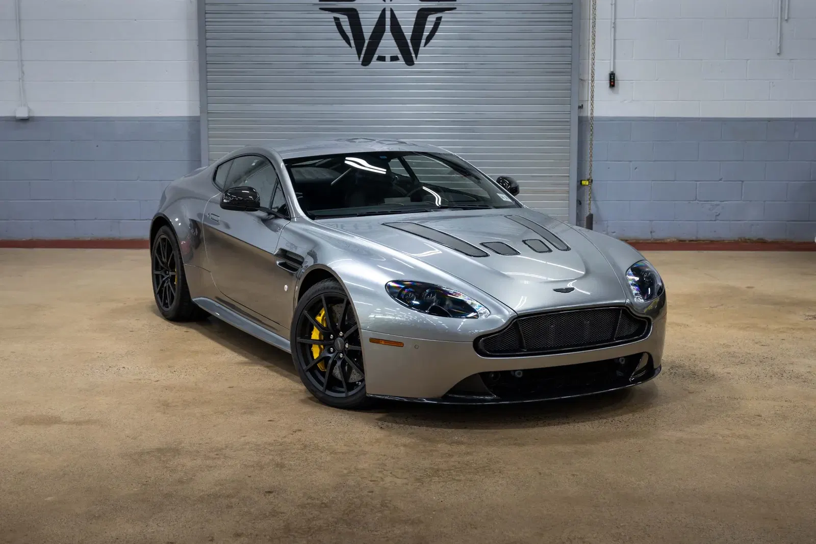 851-Mile 2017 Aston Martin V12 Vantage S 7-Speed