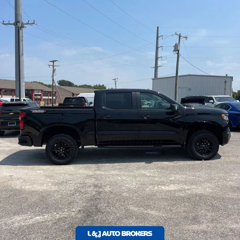 2024 Chevrolet Silverado 1500 LT Trail Boss