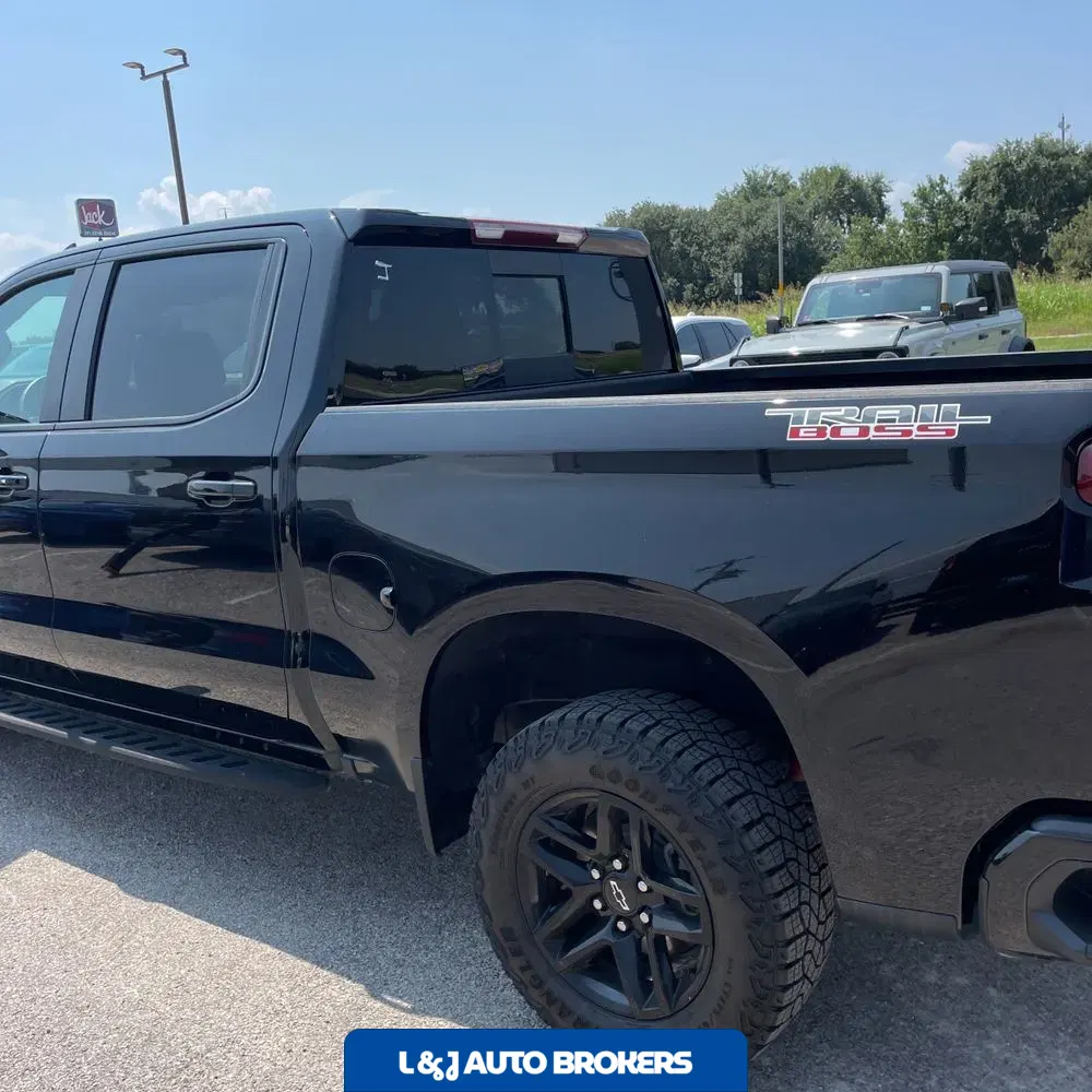 2024 Chevrolet Silverado 1500 LT Trail Boss