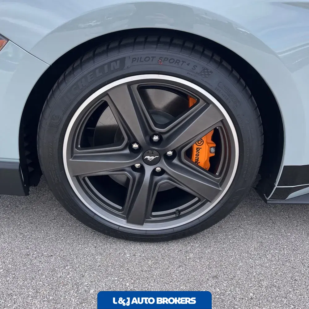 2022 Ford Mustang Mach 1