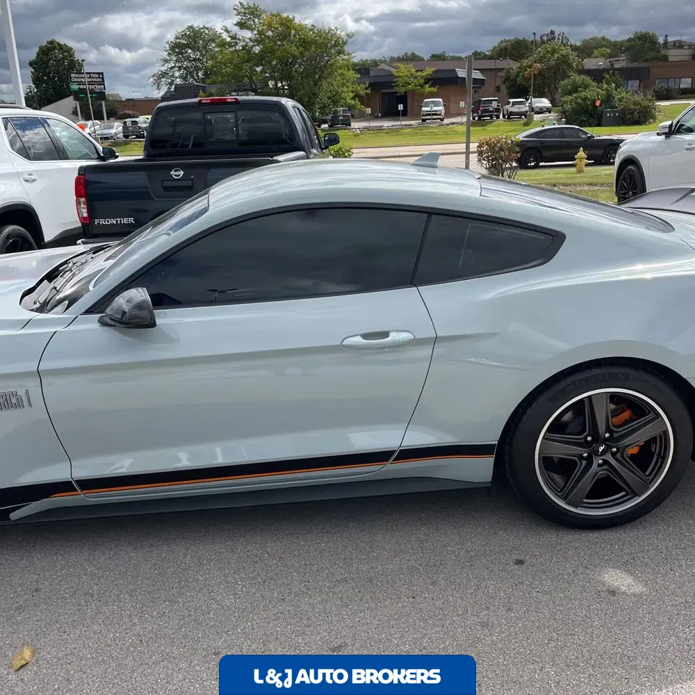 2022 Ford Mustang Mach 1