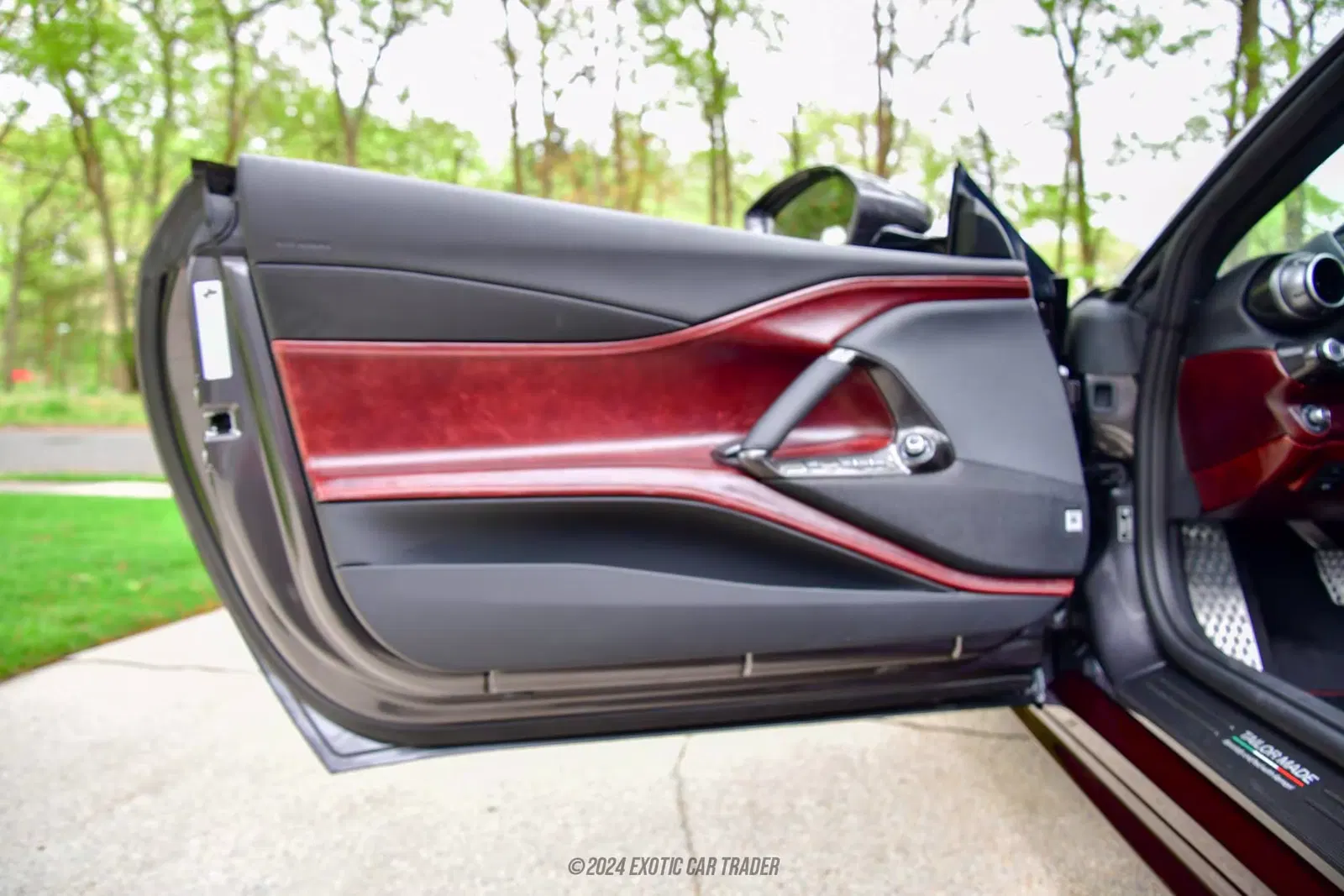 2022 Ferrari 812