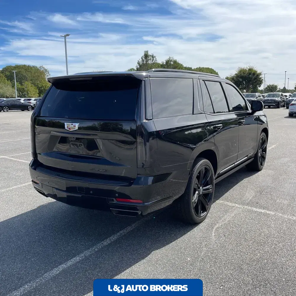 2025 Cadillac Escalade Sport