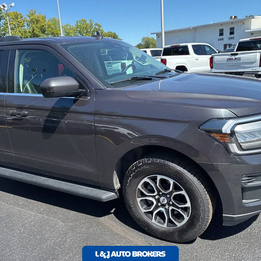 2024 Ford Expedition XLT